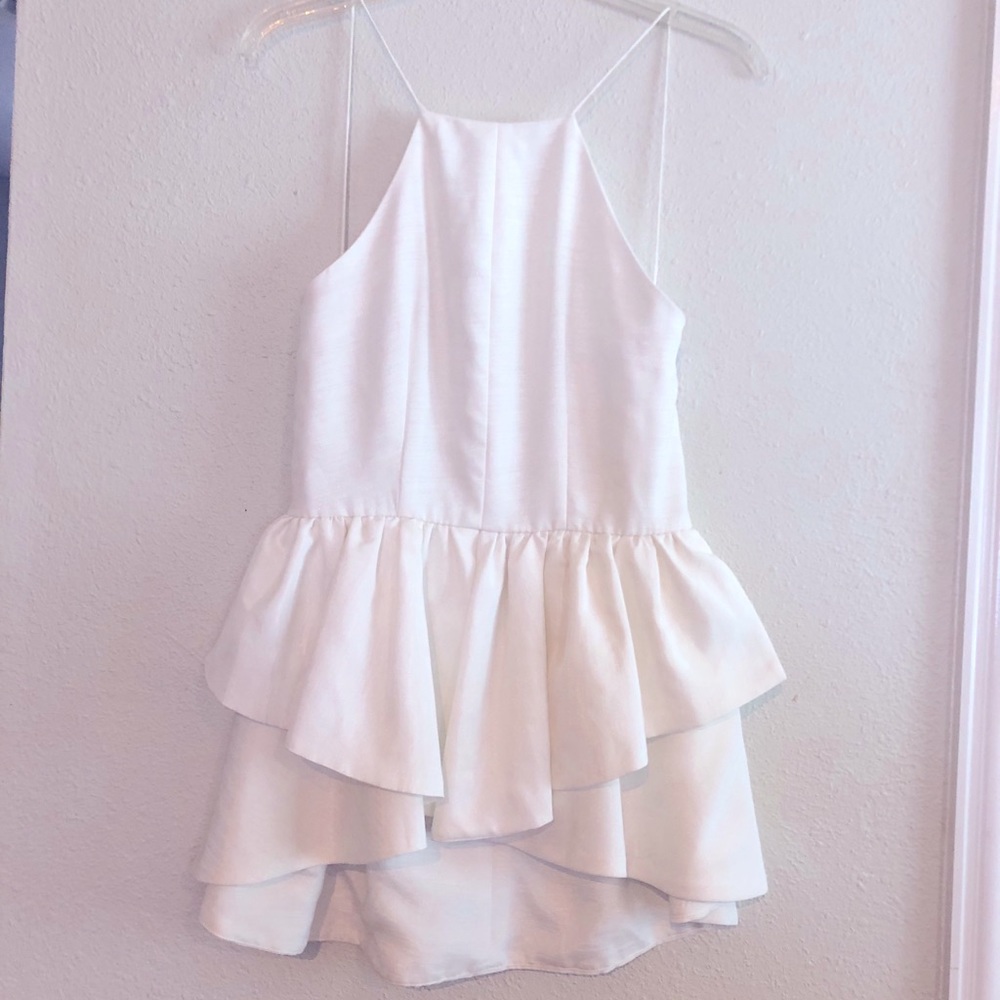 L’Atiste white open back peplum top